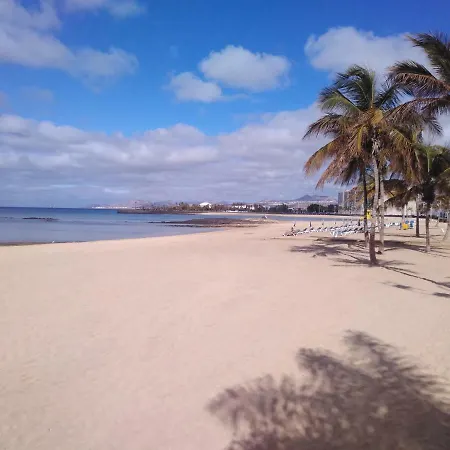 Estudio Arrecife Beach * أرّاثيفي
